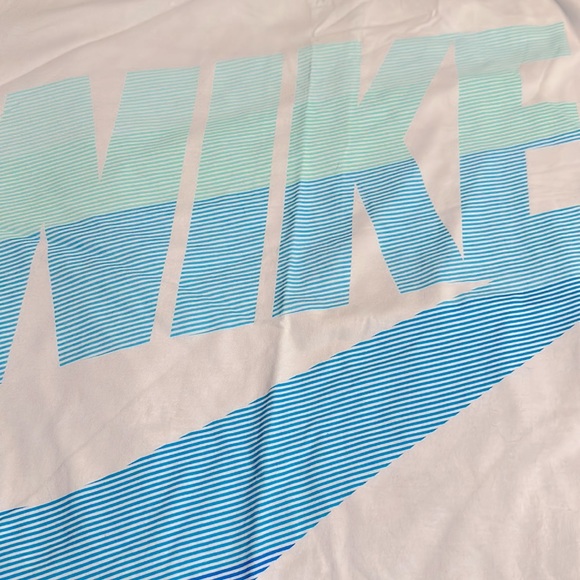 Nike t-shirt XXL White & Blue - Picture 4 of 5